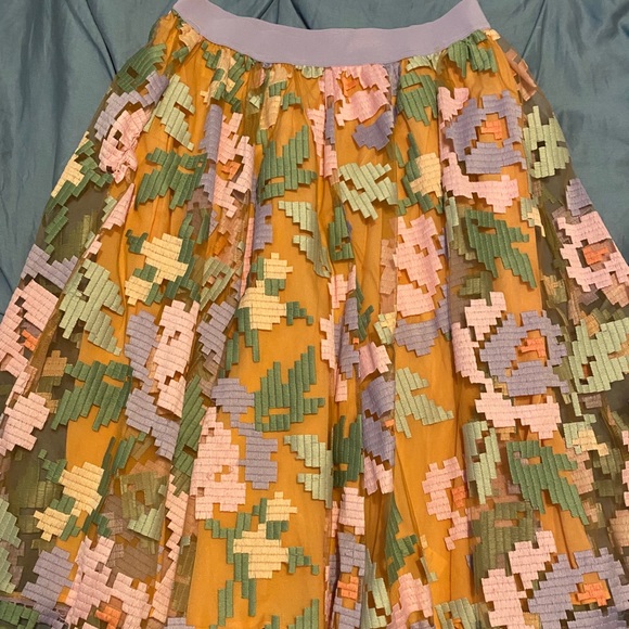 Anthropologie Dresses & Skirts - Anthropologie embroidered toile skirt